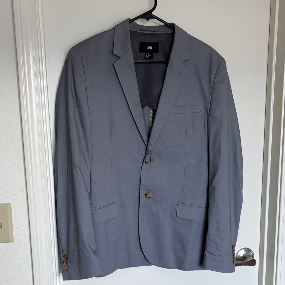H&M Men's Slim Fit Light Blue-Gray Two-Button Blazer - Size 38R